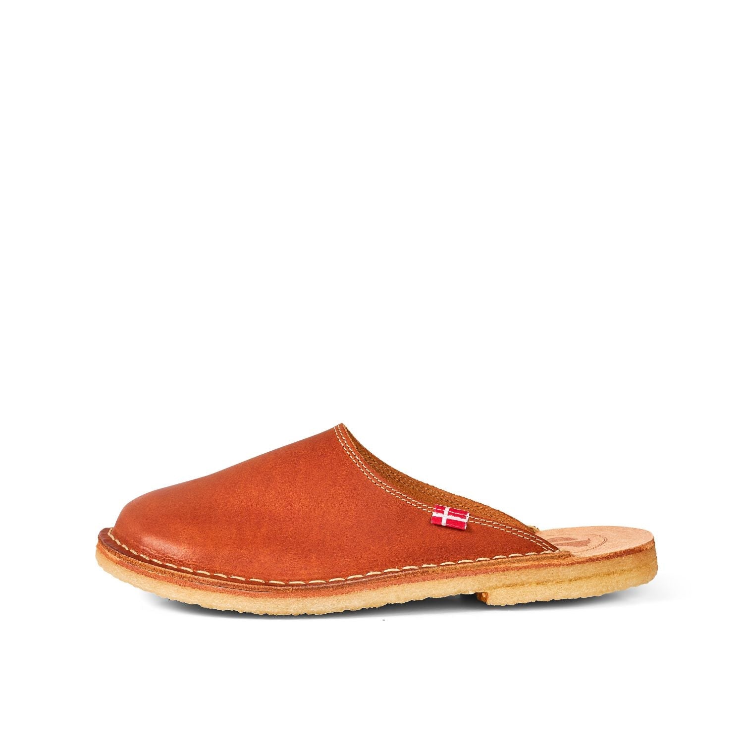 Duckfeet Blåvand Brown leather slipper, outer side view on white background