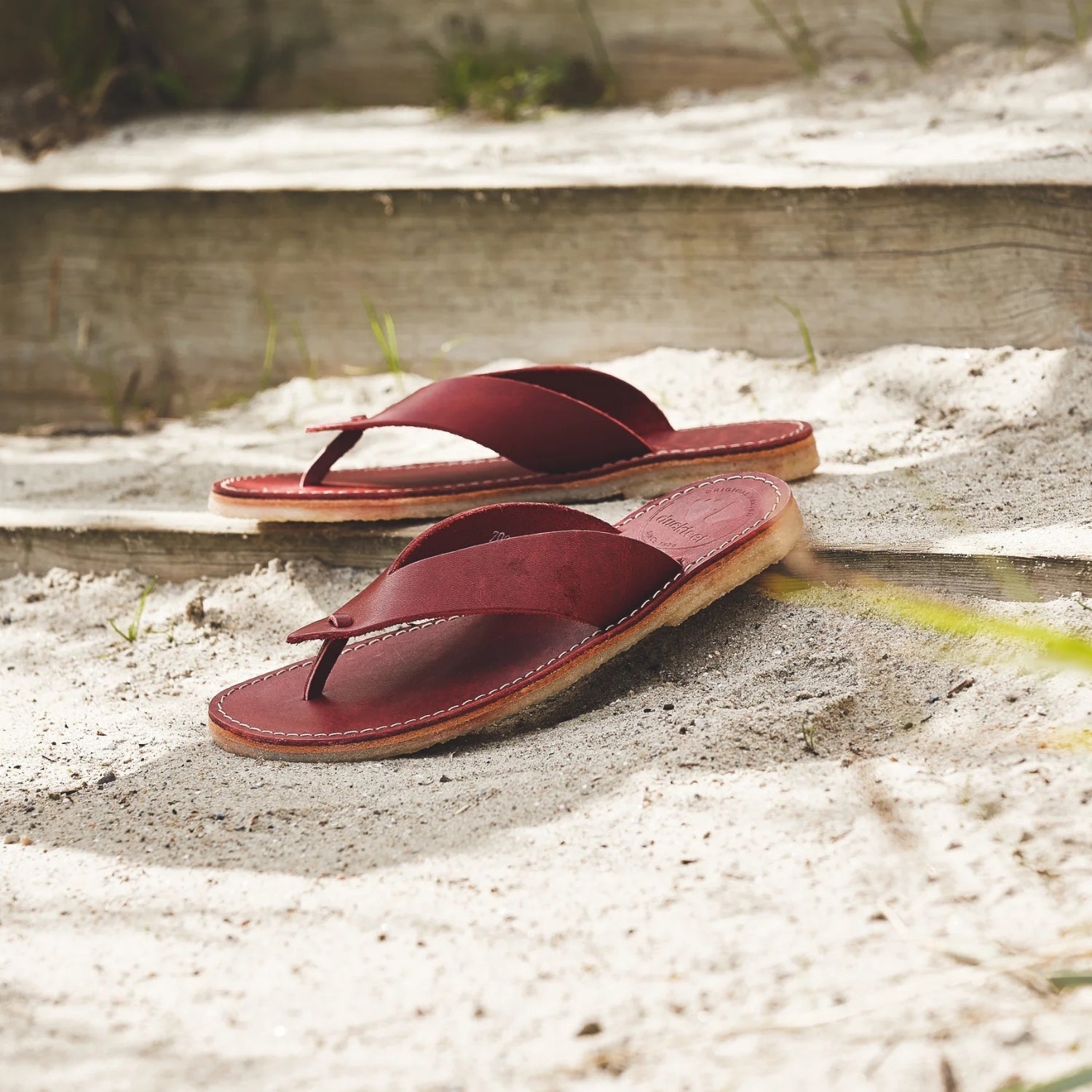 Duckfeet Ærø Granate toe-post leather sandal, additional product image 1