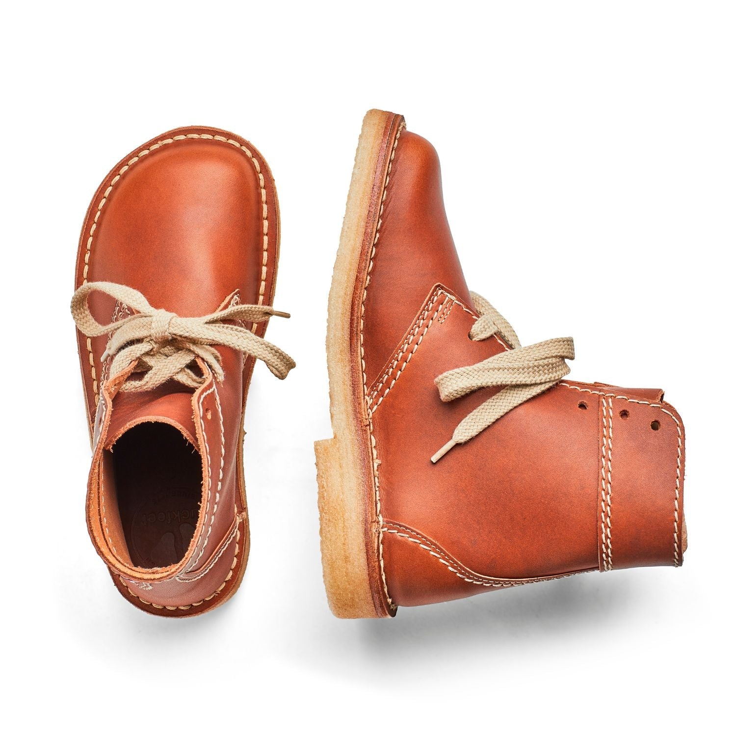Duckfeet Fåborg Brown lace-up leather boot, top and inner side view on white background