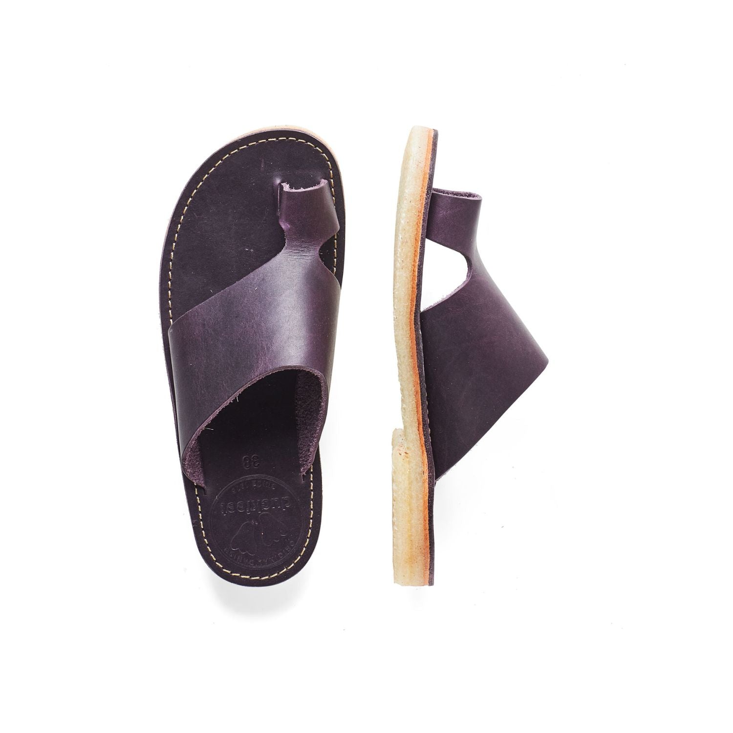 Duckfeet Mandø Plum toe-loop leather sandal, top and inner side view on white background