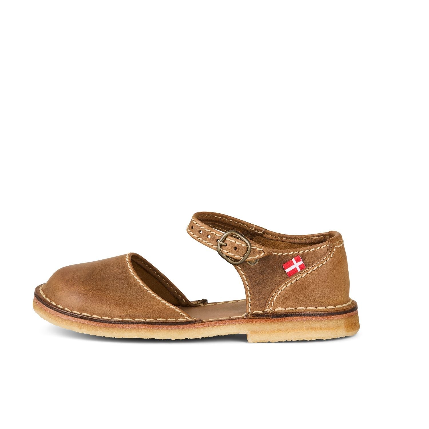 Duckfeet Mols Cocoa closed-toe leather sandal, outer side view on white background