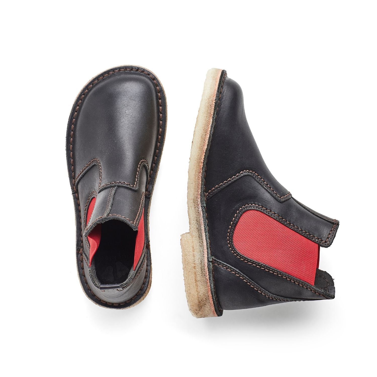 Duckfeet Roskilde Black / Red leather Chelsea boot, top and inner side view on white background