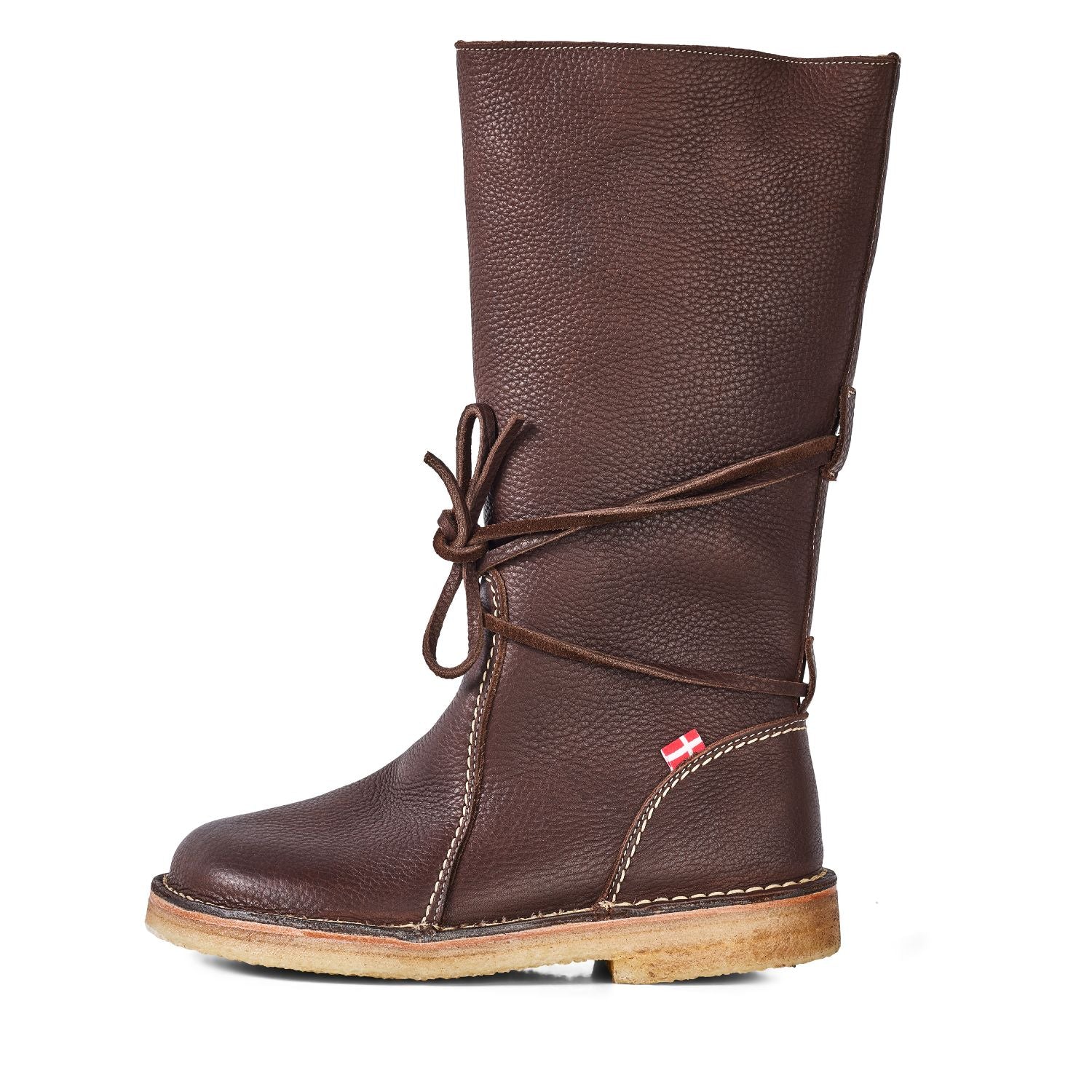 Duckfeet Silkeborg Choco wool-lined pull-on leather boot, outer side view on white background