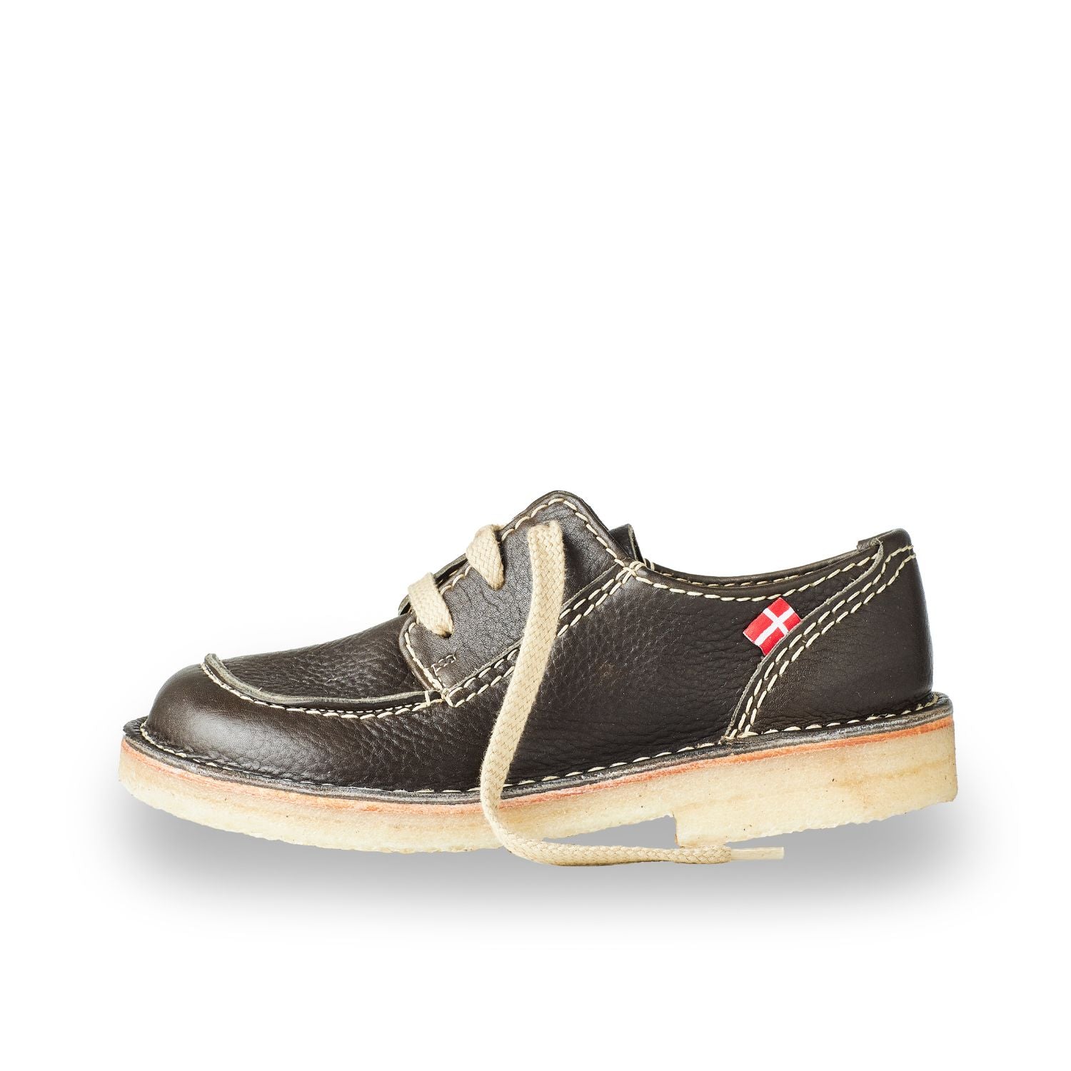 Duckfeet Svendborg Olive moc-toe leather derby shoe, outer side view on white background