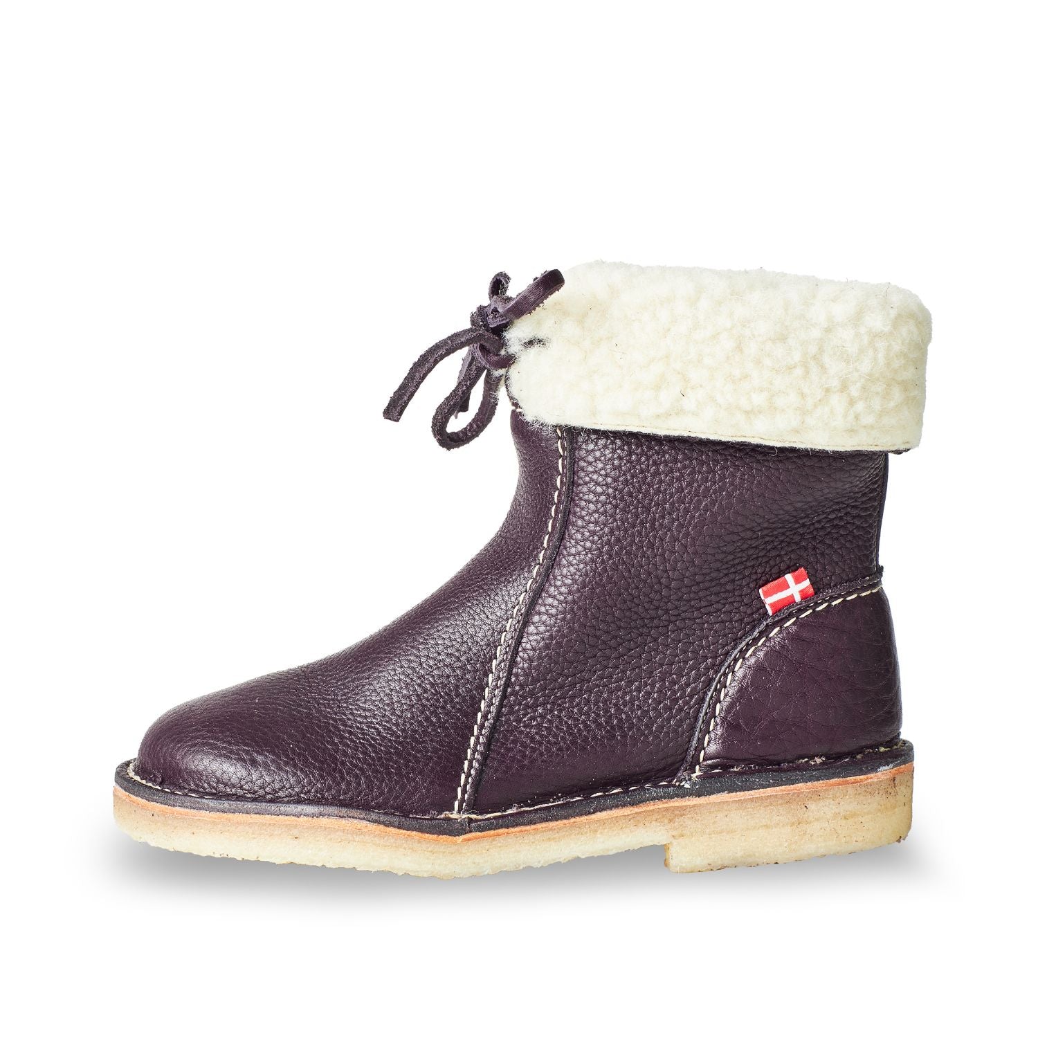 Duckfeet Århus Plum wool-lined pull-on leather boot, outer side view on white background