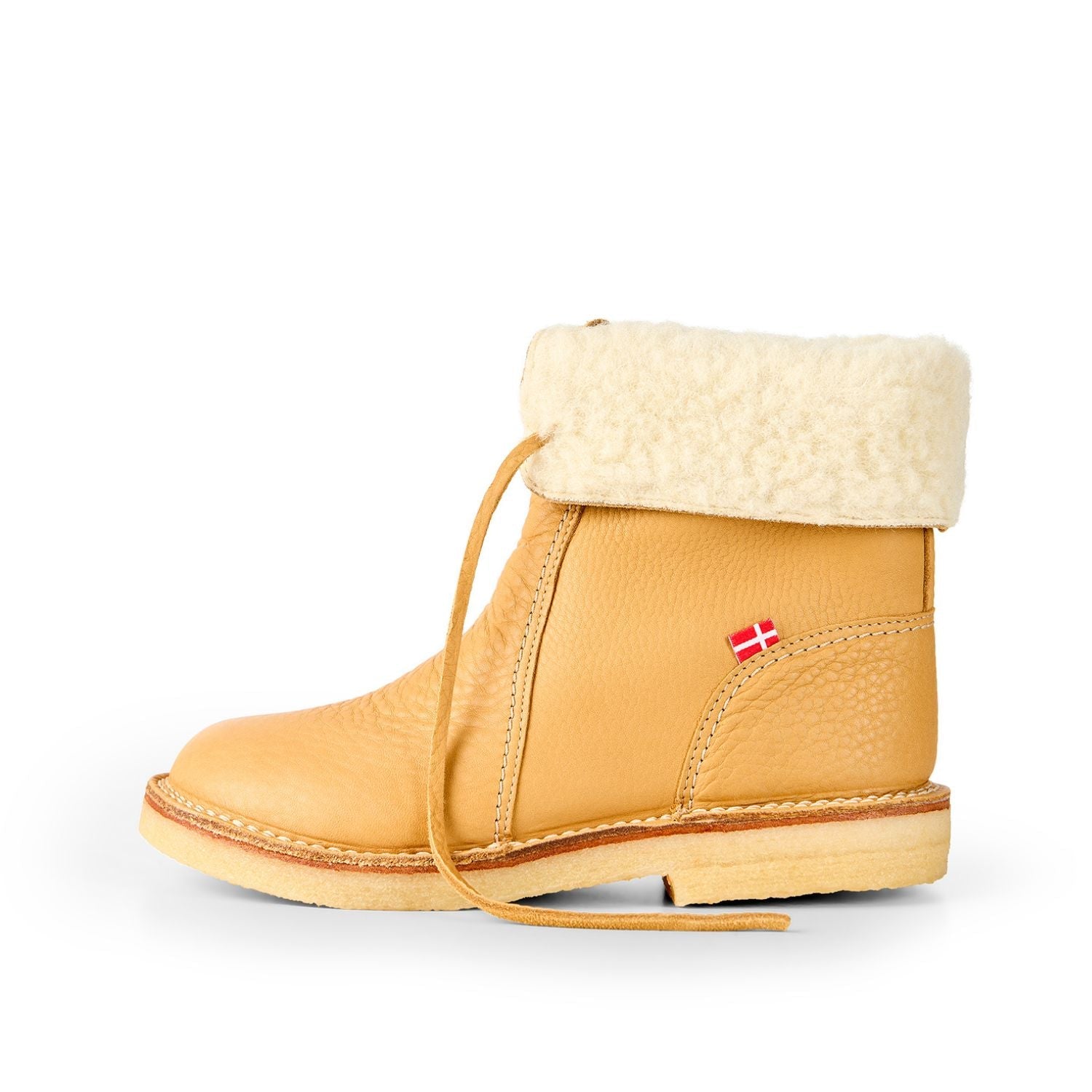 Duckfeet Århus Honey wool-lined pull-on leather boot, outer side view on white background