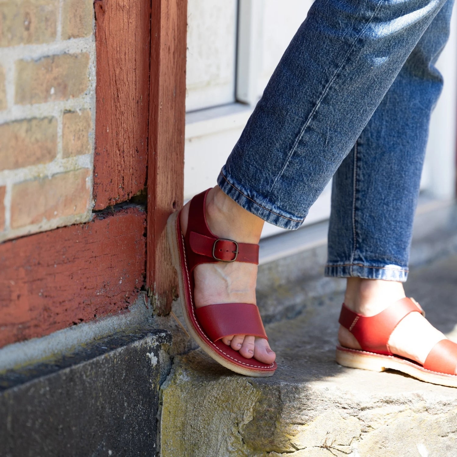 Duckfeet Løkken Granate ankle-strap leather sandal, additional product image 1
