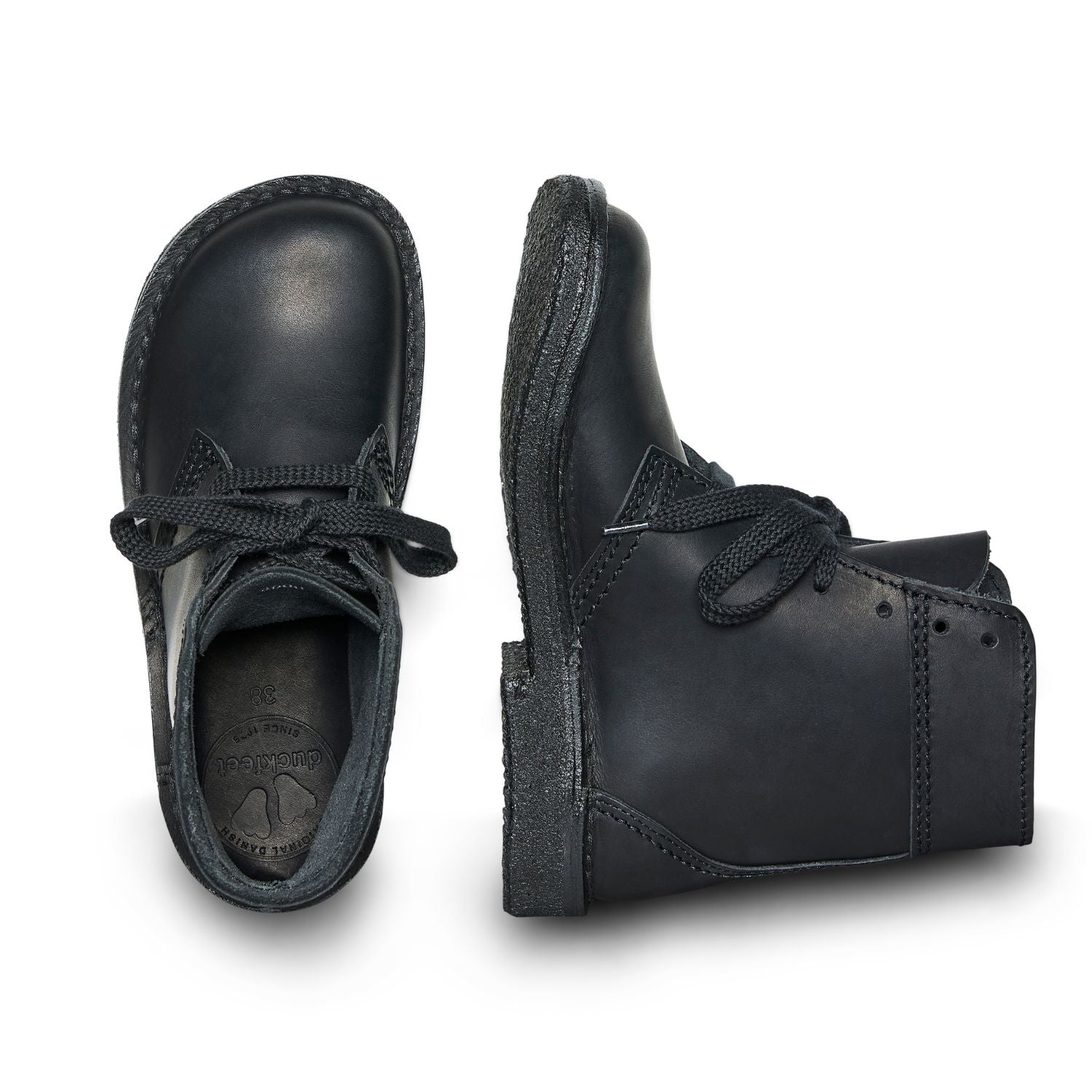 Duckfeet Fåborg Black - Blackline lace-up leather boot, top and inner side view on white background