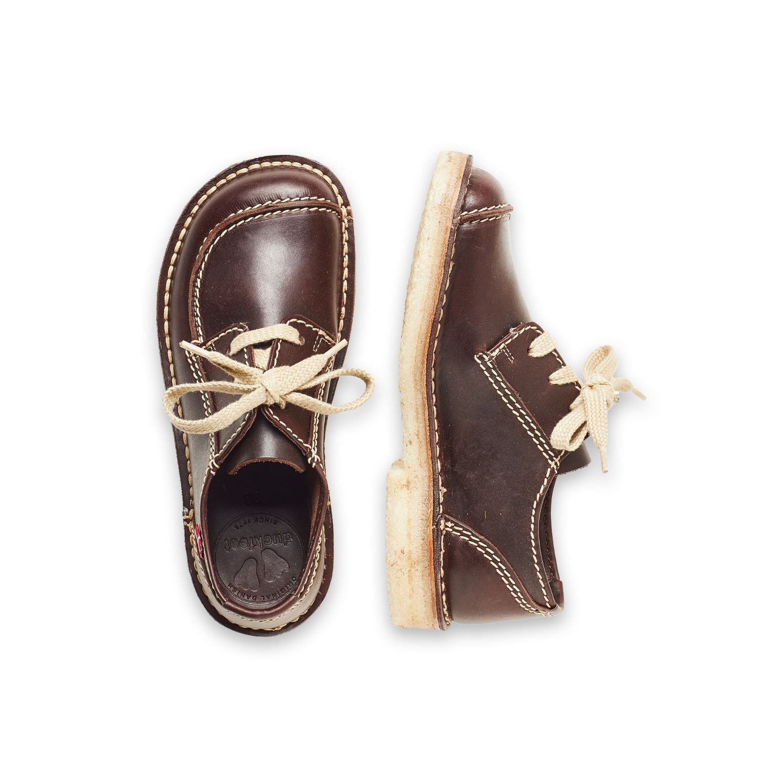 Duckfeet Fyn Choco moc-toe leather derby shoe, top and inner side view on white background