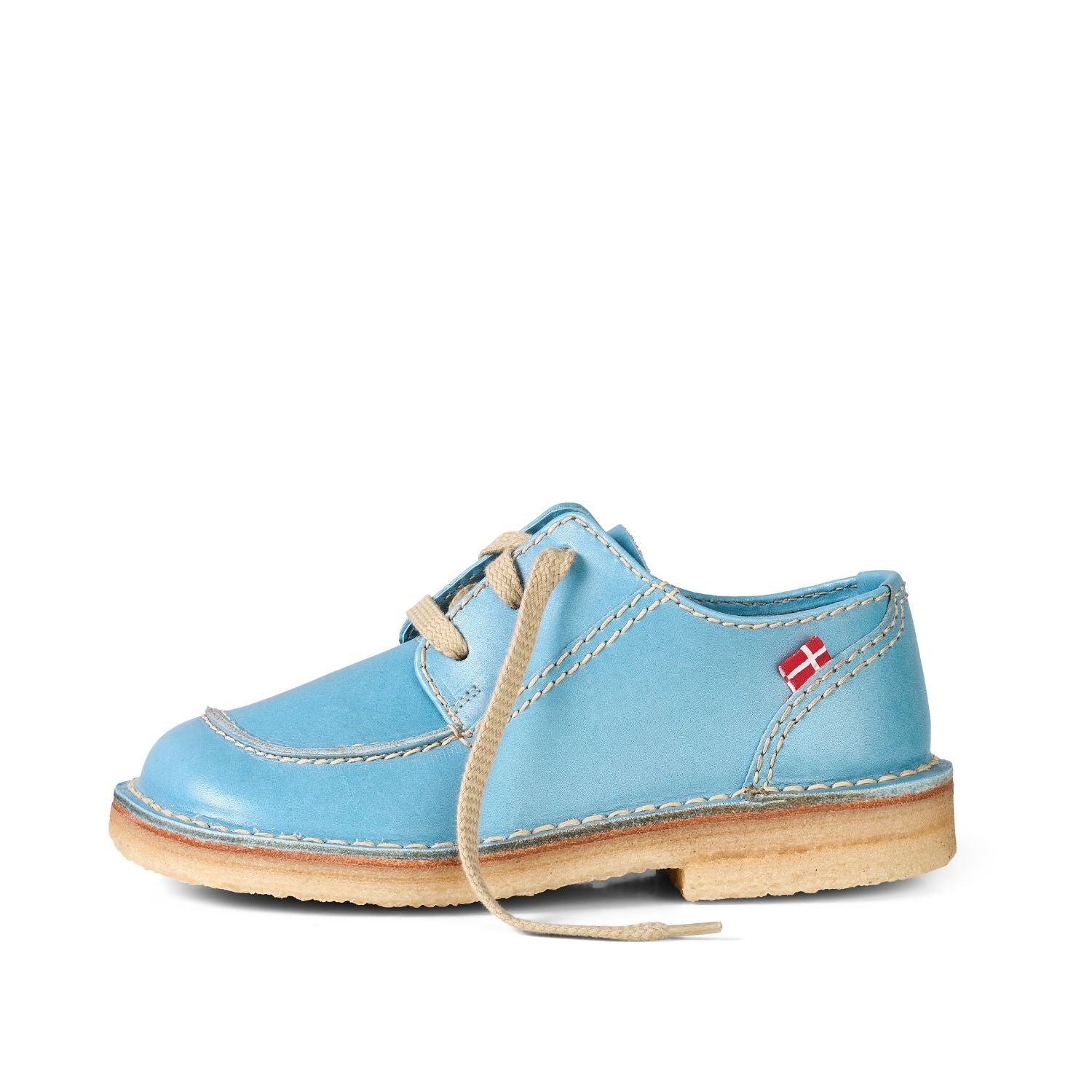 Duckfeet Fyn Jeans moc-toe leather derby shoe, outer side view on white background