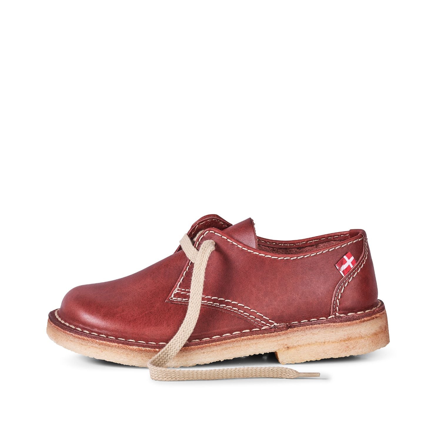Duckfeet Jylland Bordo leather derby shoe, outer side view on white background