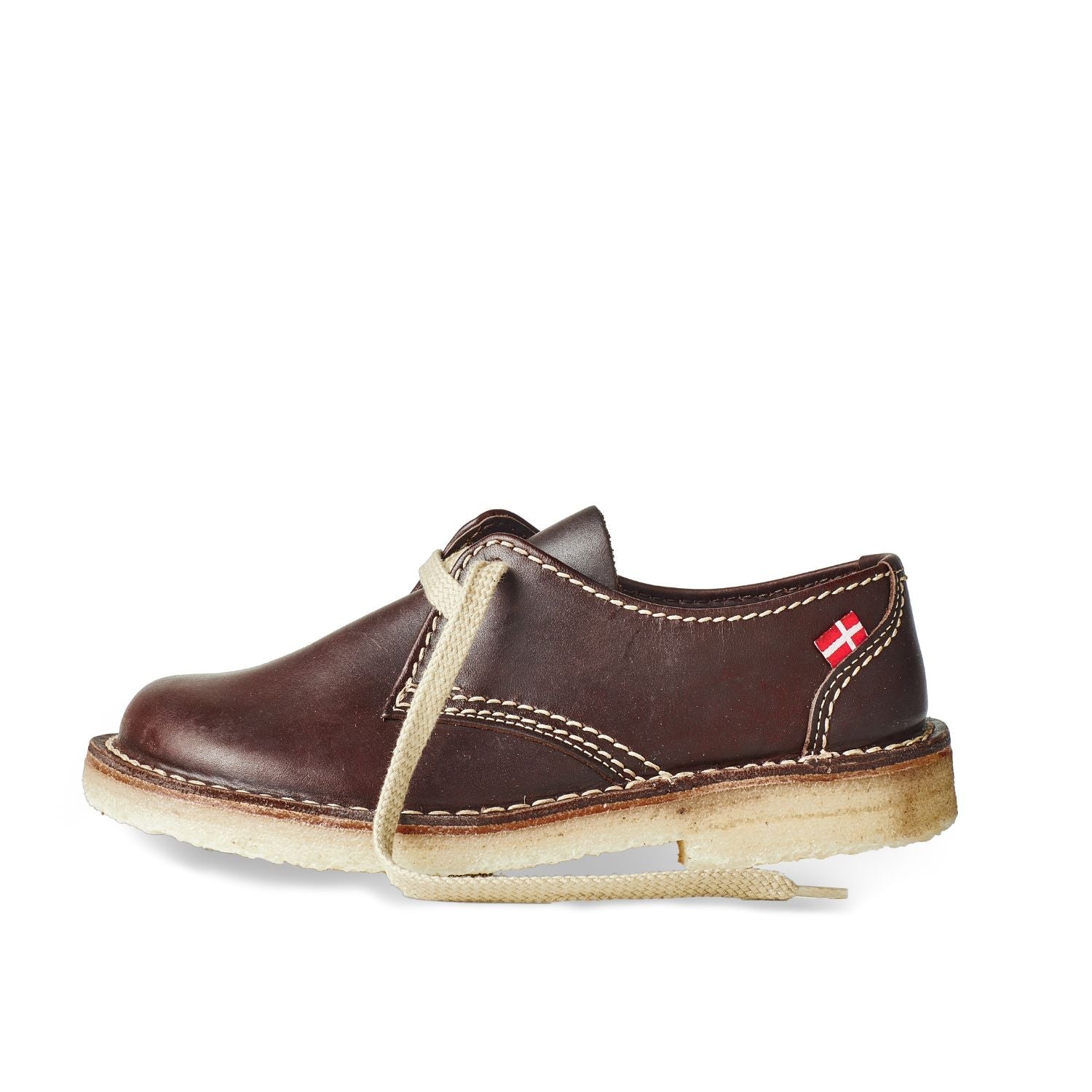 Duckfeet Jylland Choco leather derby shoe, outer side view on white background