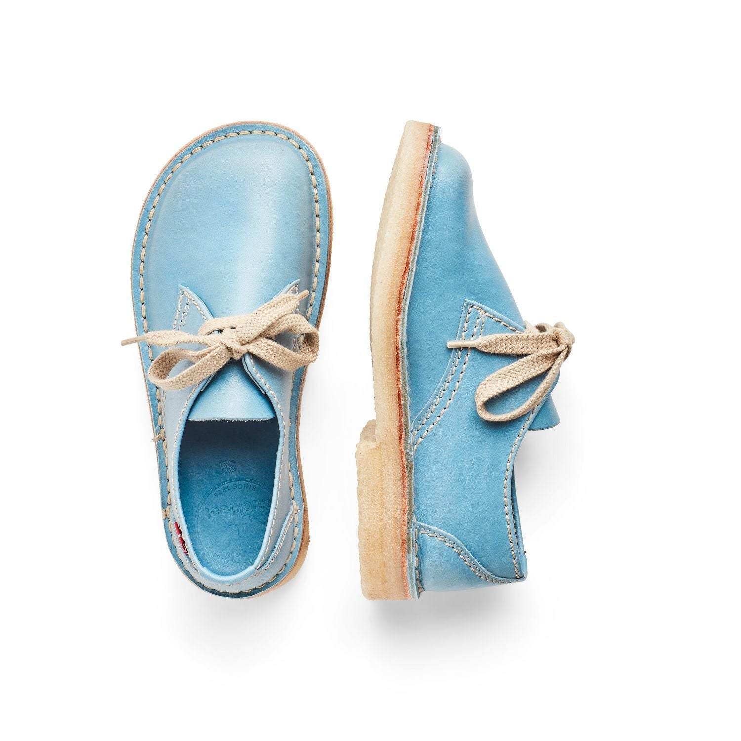 Duckfeet Jylland Jeans leather derby shoe, top and inner side view on white background