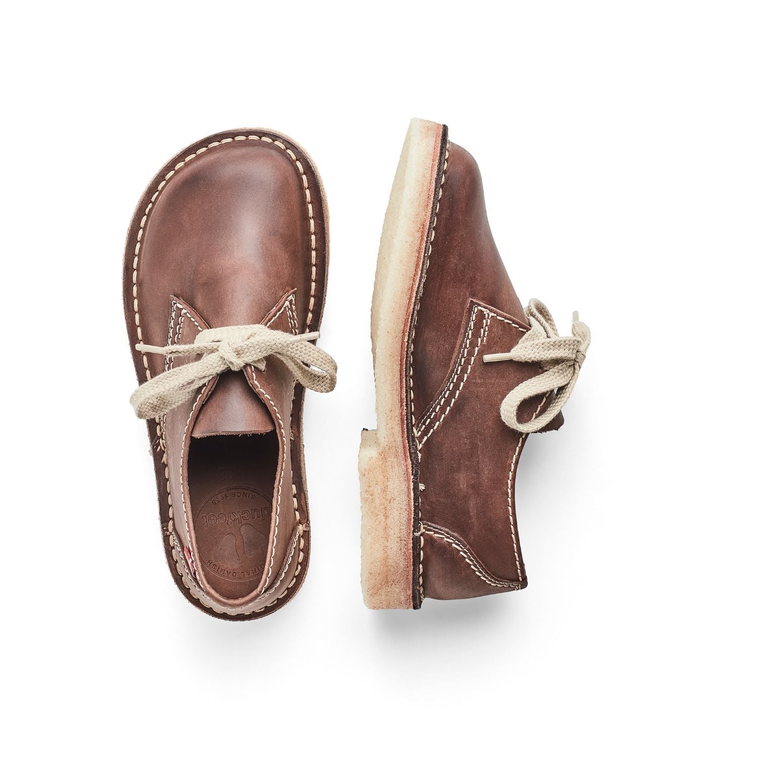 Duckfeet Jylland Cocoa leather derby shoe, top and inner side view on white background