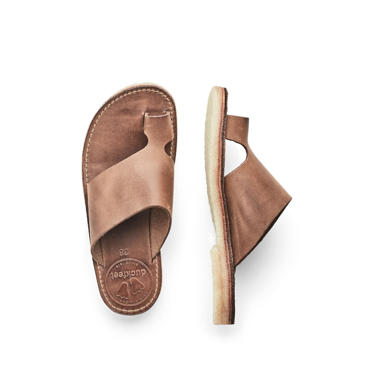 Duckfeet Mandø Cocoa toe-loop leather sandal, top and inner side view on white background