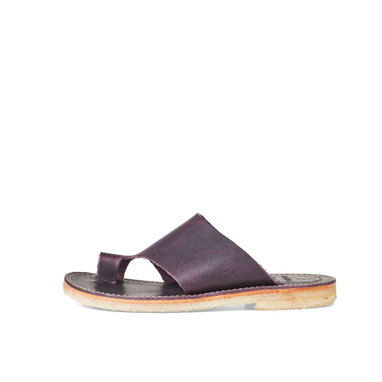 Duckfeet Mandø Plum toe-loop leather sandal, outer side view on white background