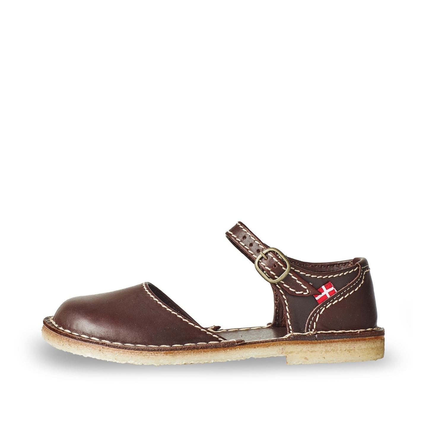 Duckfeet Mols Choco closed-toe leather sandal, outer side view on white background
