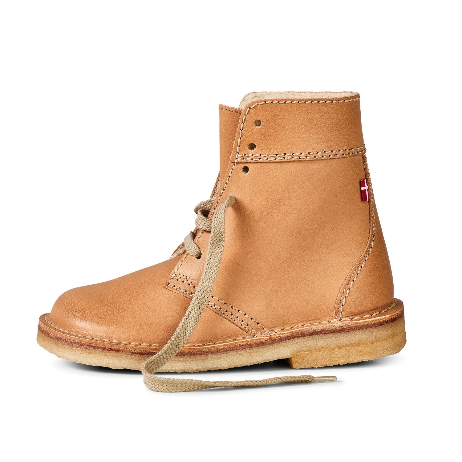 Duckfeet Odense Bio wool-lined lace-up leather boot, outer side view on white background