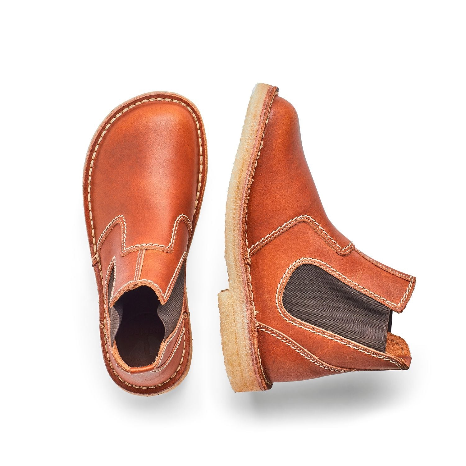 Duckfeet Roskilde Brown leather Chelsea boot, top and inner side view on white background