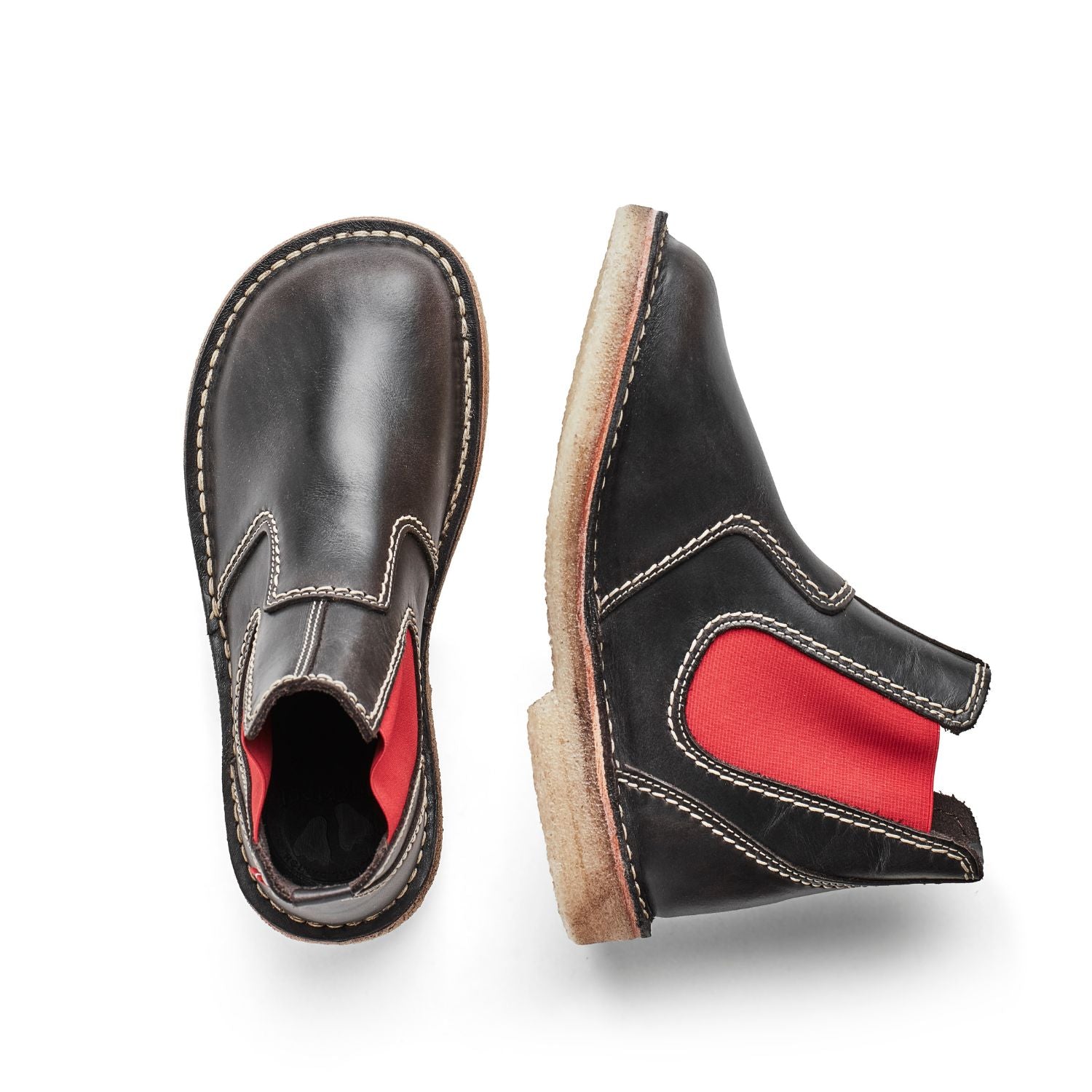 Duckfeet Roskilde Slate / Red leather Chelsea boot, top and inner side view on white background