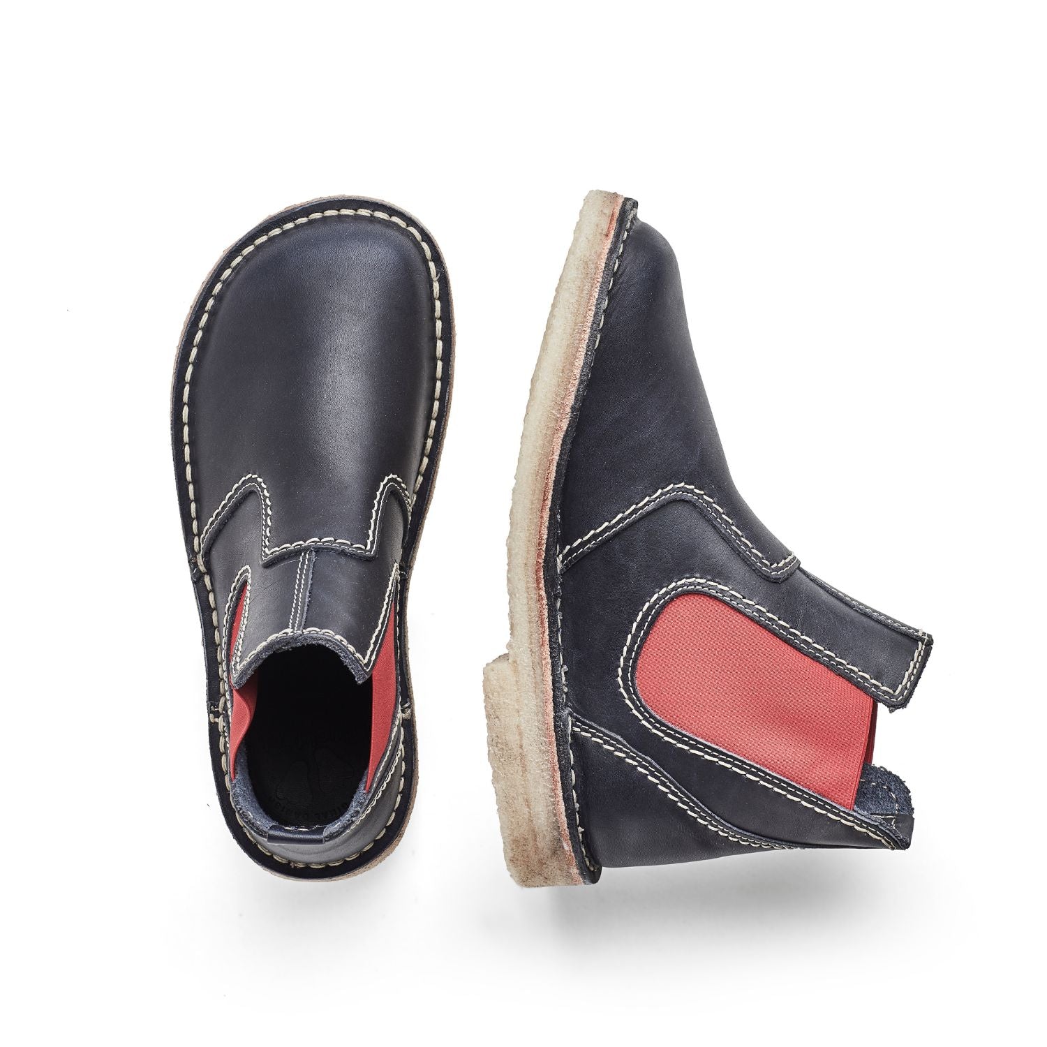Duckfeet Roskilde Blue / Red leather Chelsea boot, top and inner side view on white background