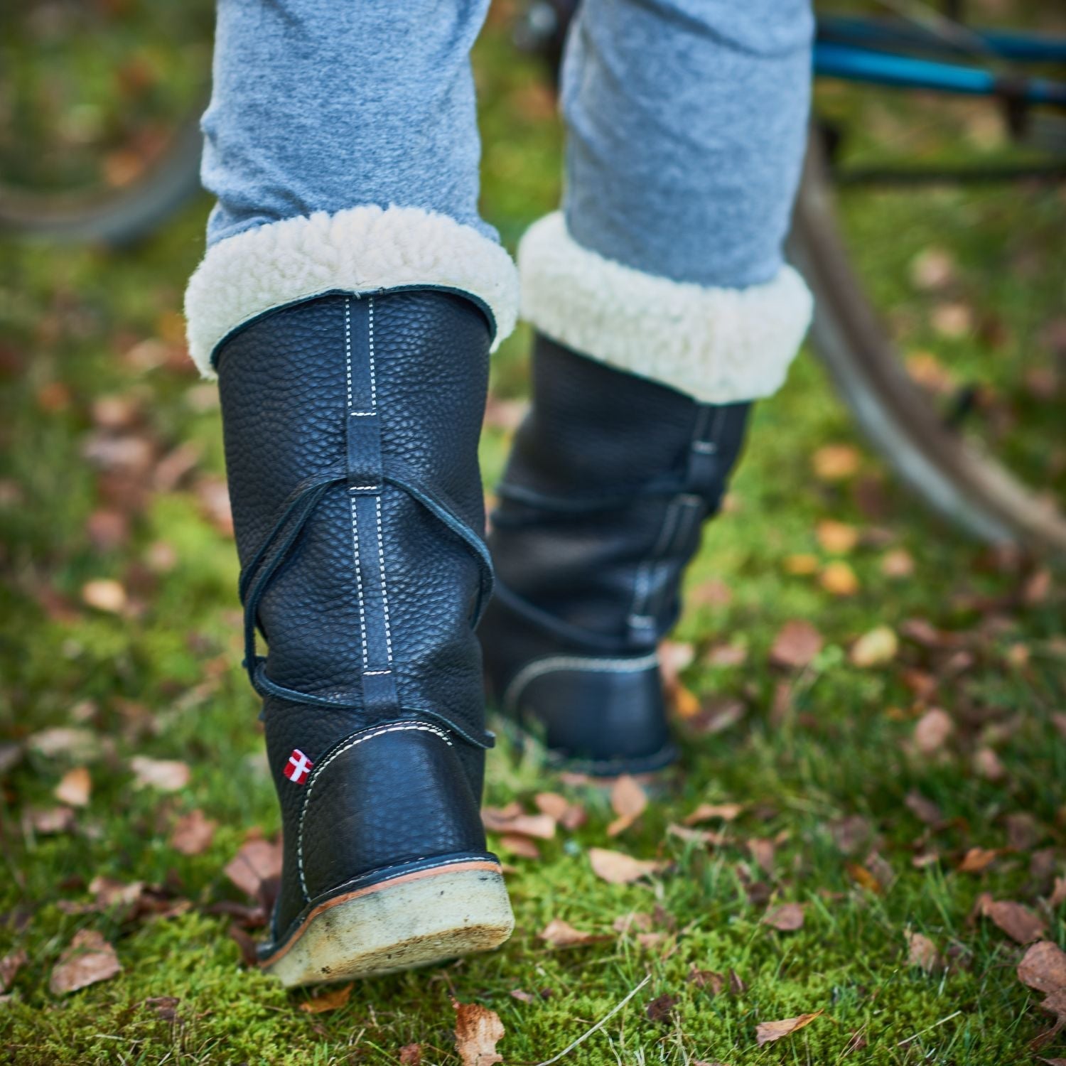 Duckfeet Silkeborg Black wool-lined pull-on leather boot, additional product image 2