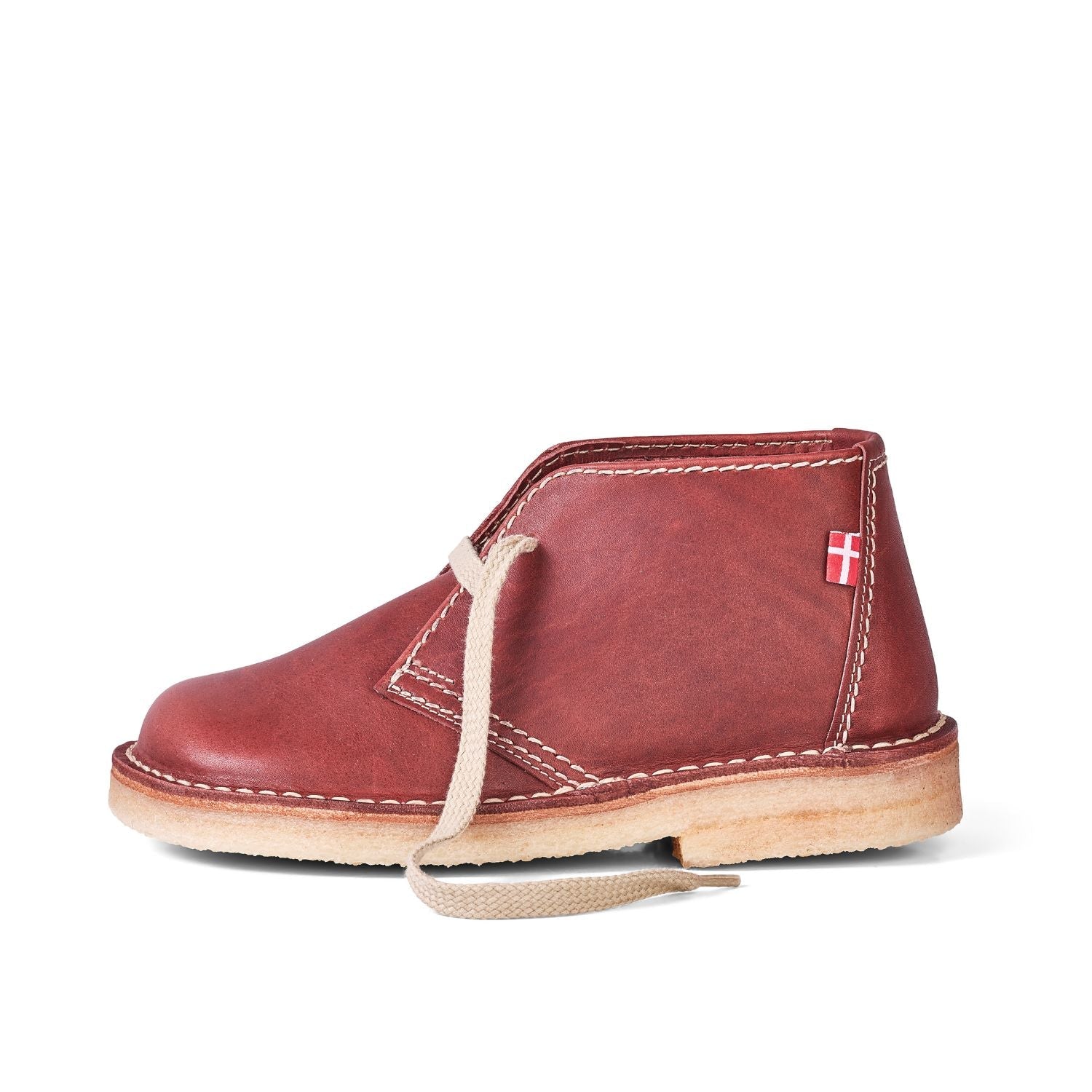 Duckfeet Sjælland Bordo leather ankle boot, outer side view on white background