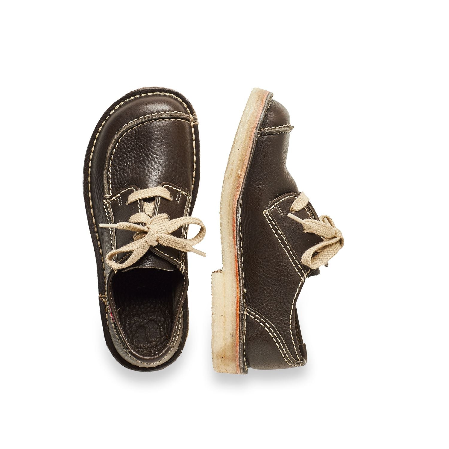 Duckfeet Svendborg Olive moc-toe leather derby shoe, top and inner side view on white background