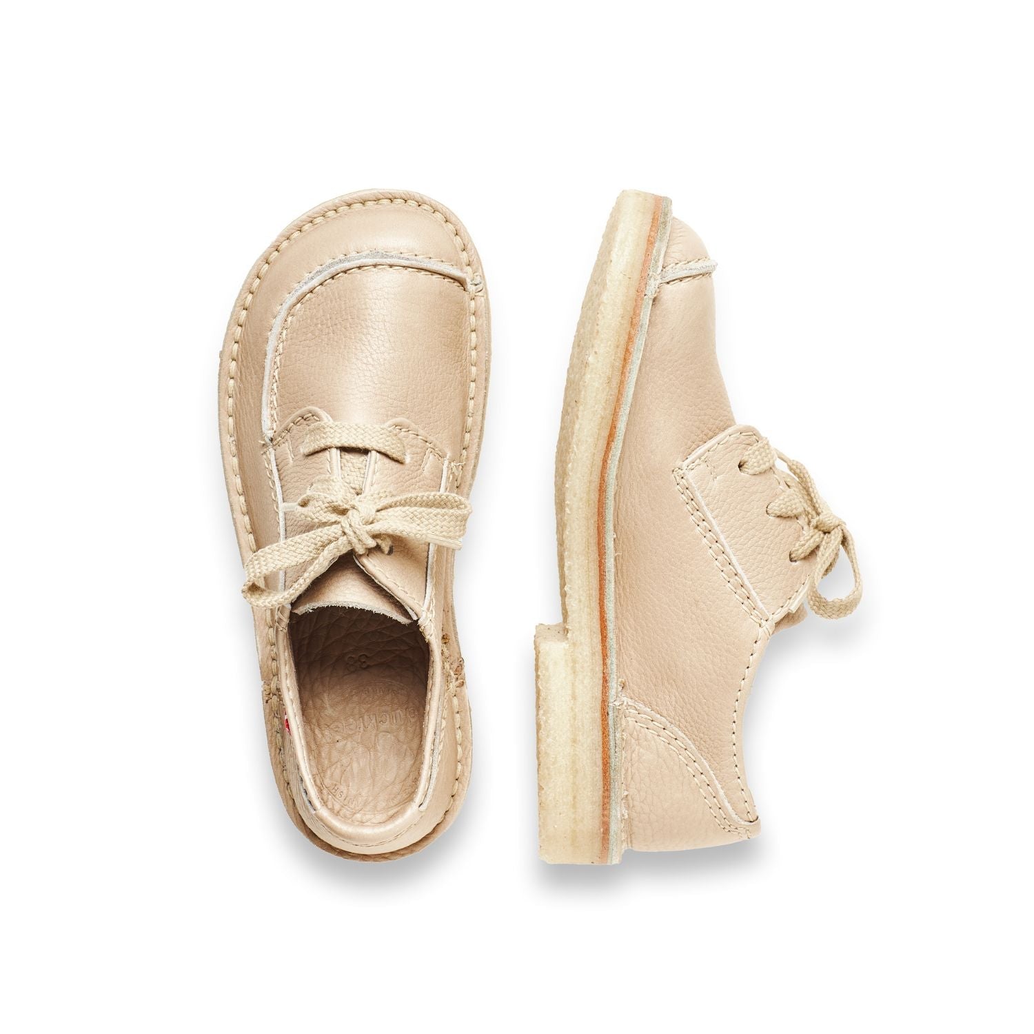 Duckfeet Svendborg Cream moc-toe leather derby shoe, top and inner side view on white background