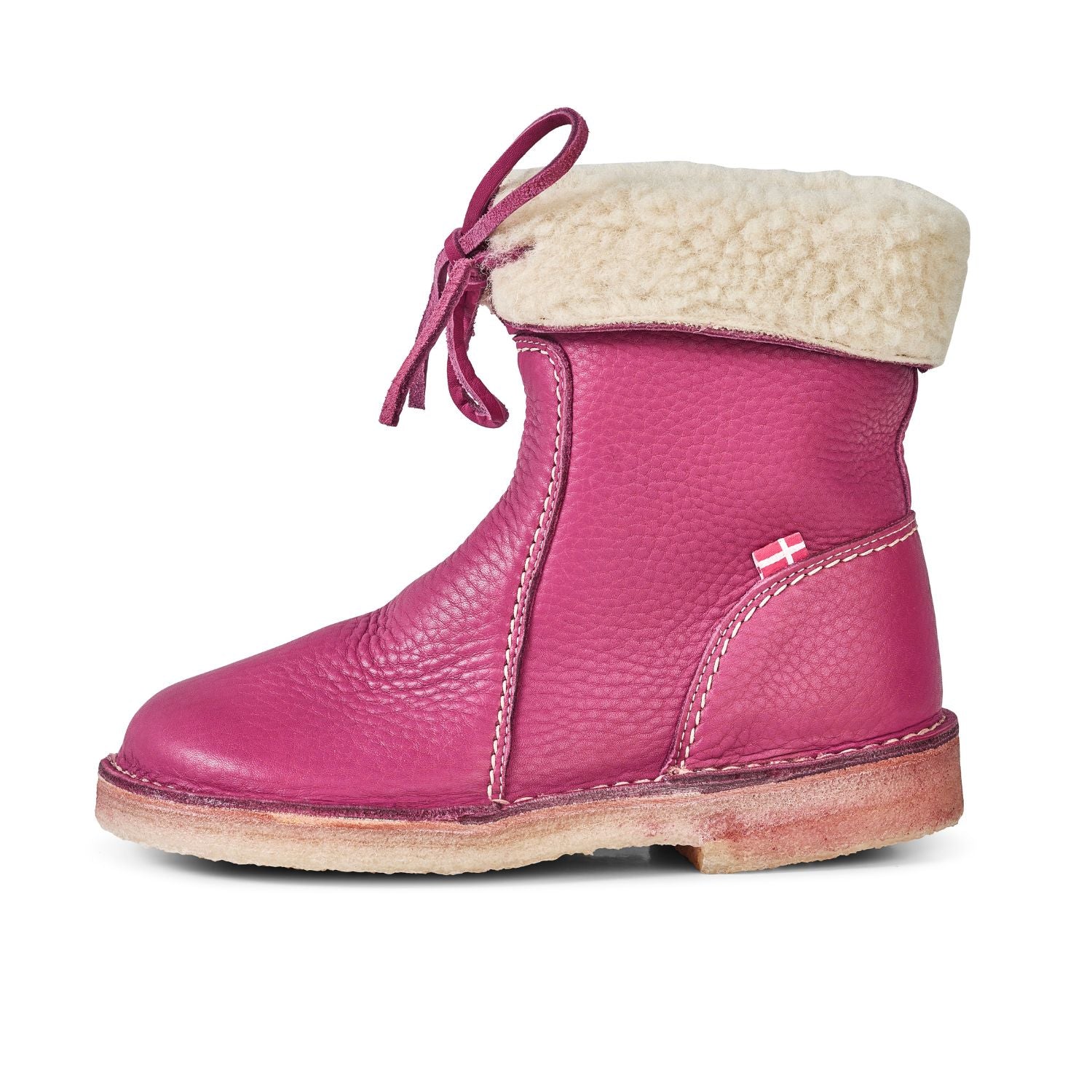 Duckfeet Århus Pink wool-lined pull-on leather boot, outer side view on white background